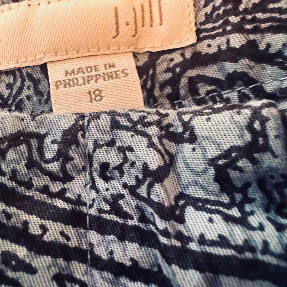 J. Jill Blue Ankle Cropped Pants Versatile Style - Picture 4 of 4